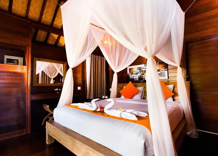 Dinatah Lembongan Villas Hotel 4*