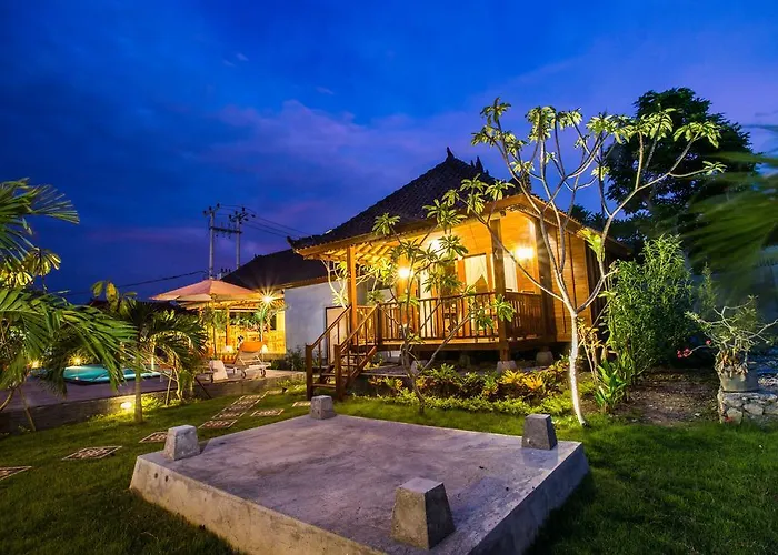 Dinatah Lembongan Villas 4*
