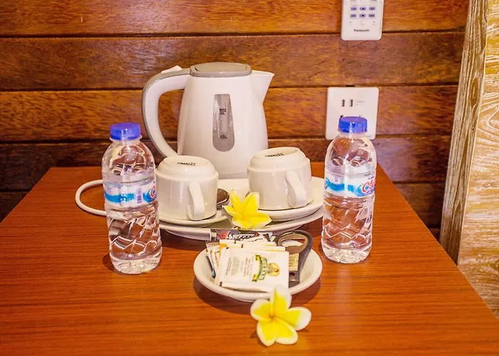 Hotel Dinatah Lembongan Villas 4*