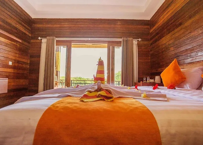 Dinatah Lembongan Villas 4*