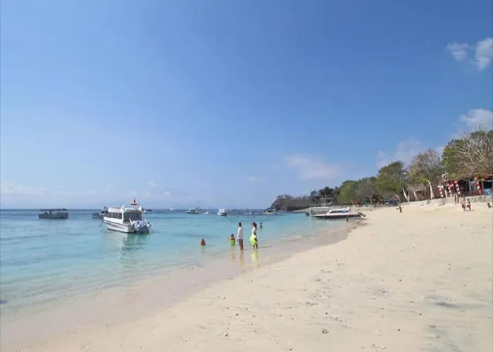 Dinatah Lembongan Villas Hotel 4*